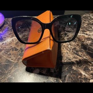 Oversized Tory Burch Sunglasses